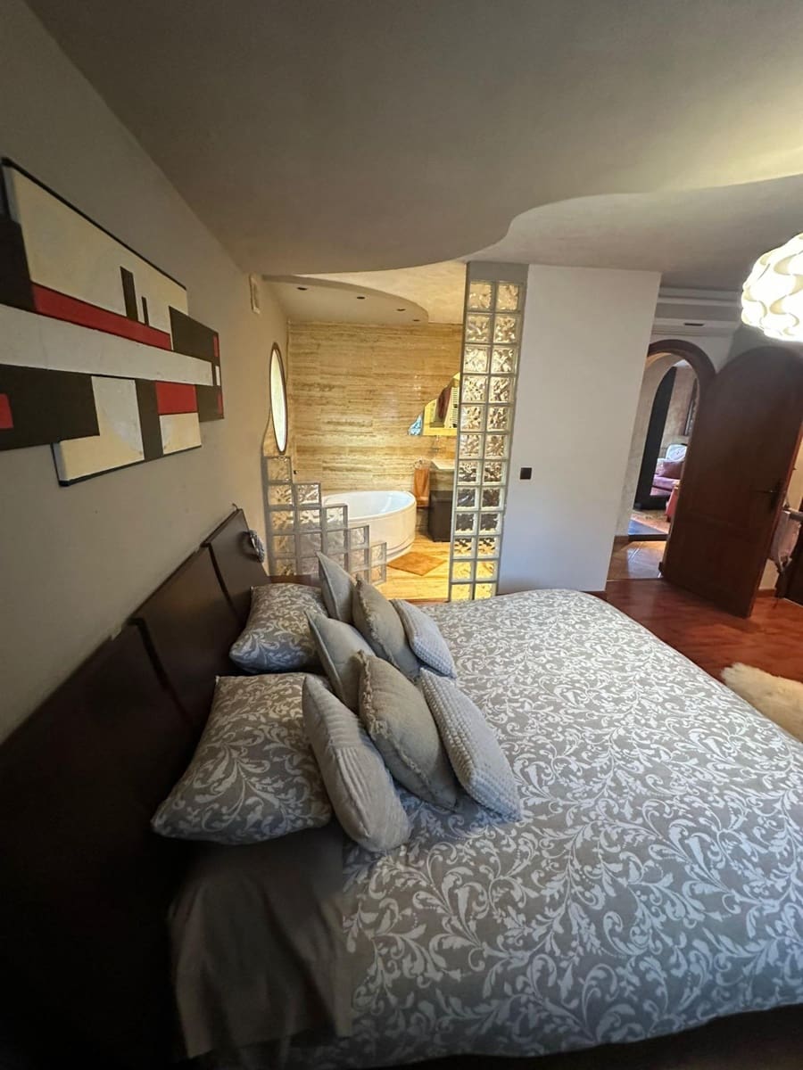 4 Zimmer Villa zu verkaufen in Polop - 650.000 € (Ref: 9686474)