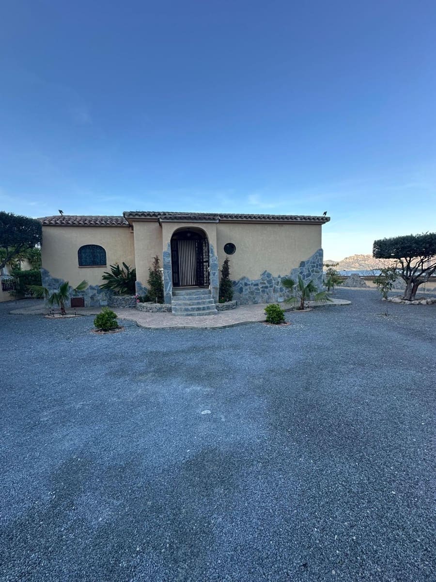 4 Zimmer Villa zu verkaufen in Polop - 650.000 € (Ref: 9686474)