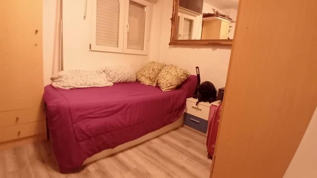 4 soveværelse Lejlighed til salg i Colonia Madrid, Benidorm - € 242.000 (Ref: 9695375)