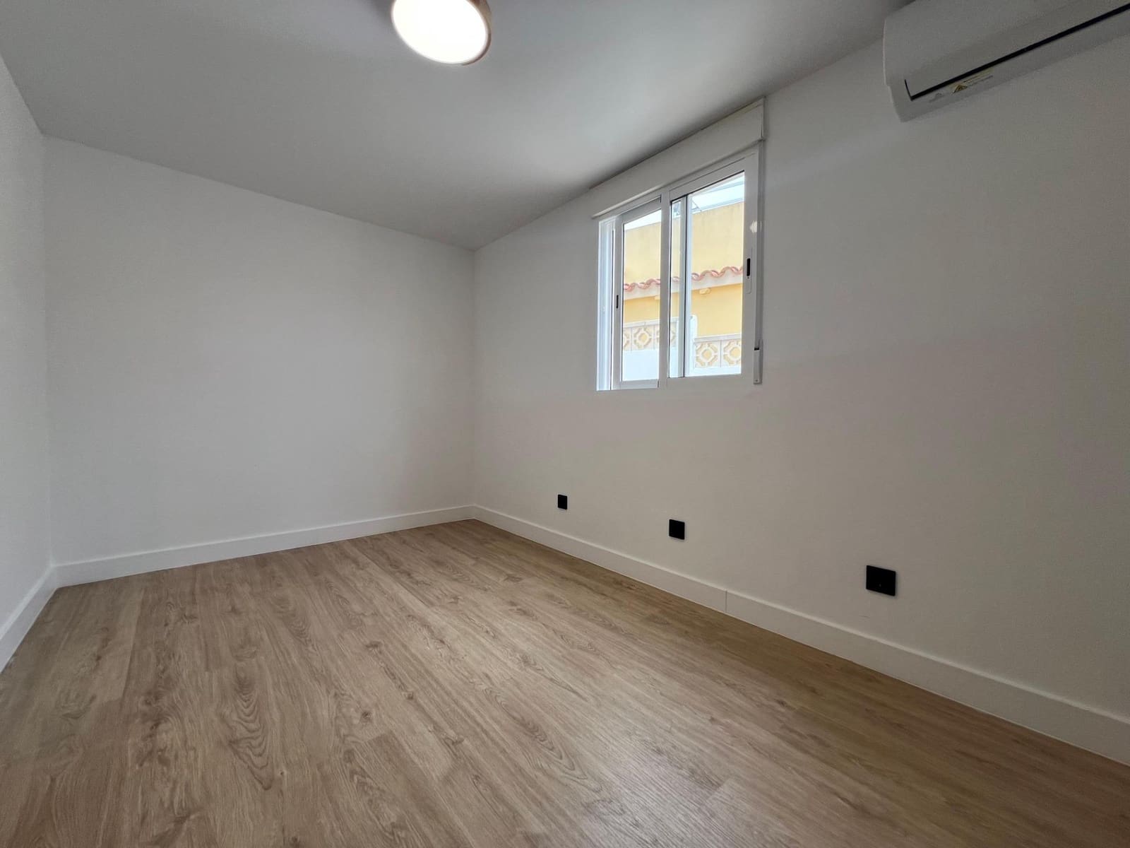 4 sypialnia Dom blizniak na sprzedaż w La Nucia z basenem - 395 000 € (Ref: 9773093)