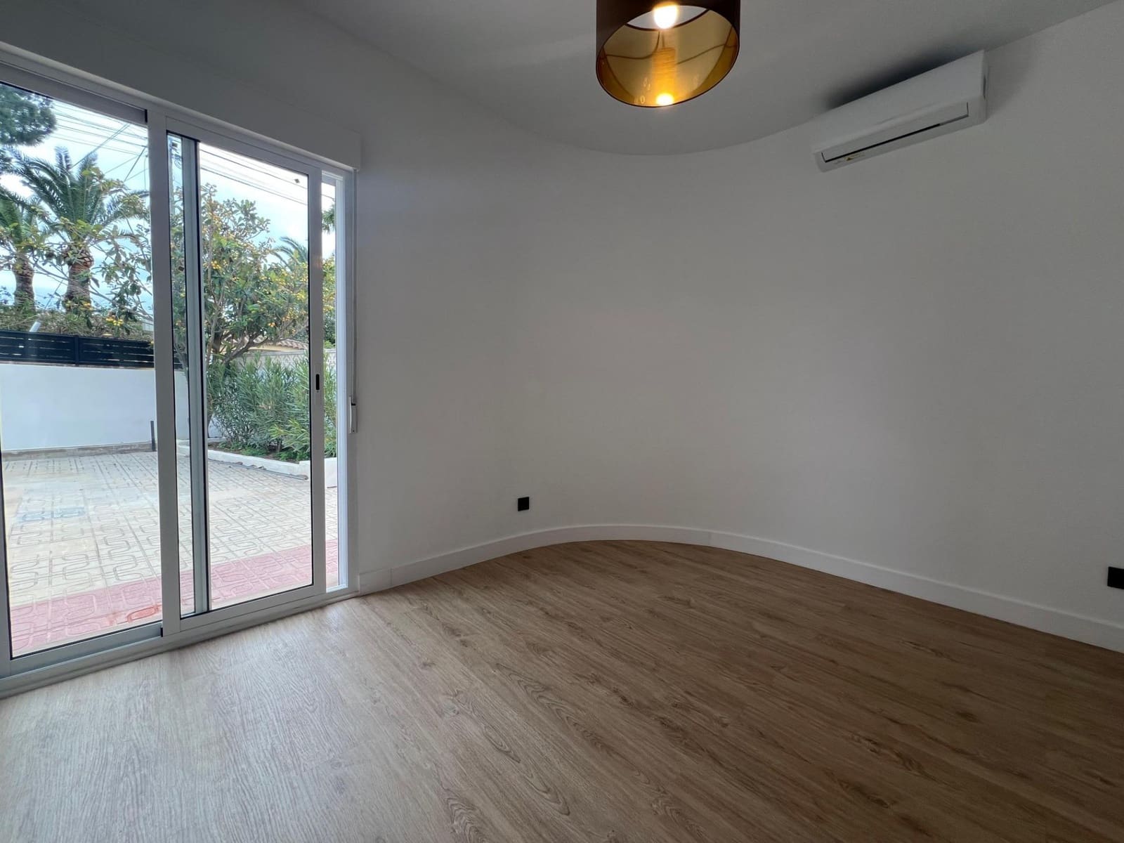 4 bedroom Semi-detached Villa for sale in La Nucia with pool - € 395,000 (Ref: 9773093)