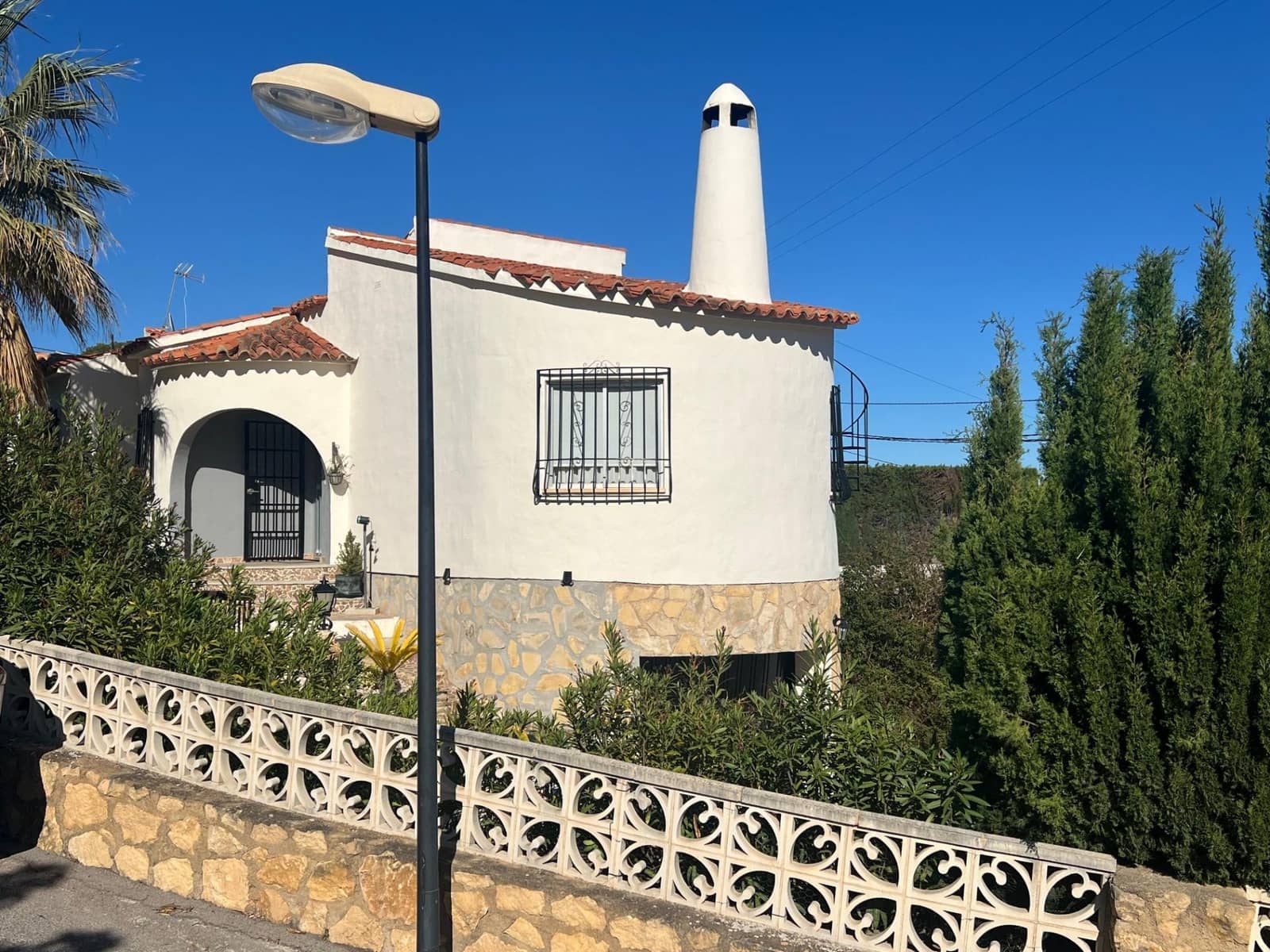 2 bedroom Villa for rent in La Nucia with garage - € 1,450 (Ref: 9780589)