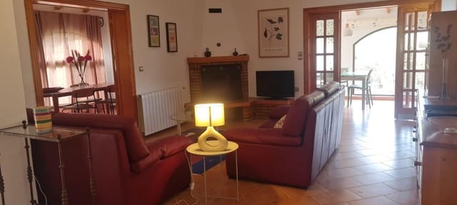 4 soverom Villa til leie i Benidorm med svømmebasseng - € 2 700 (Ref: 9788427)