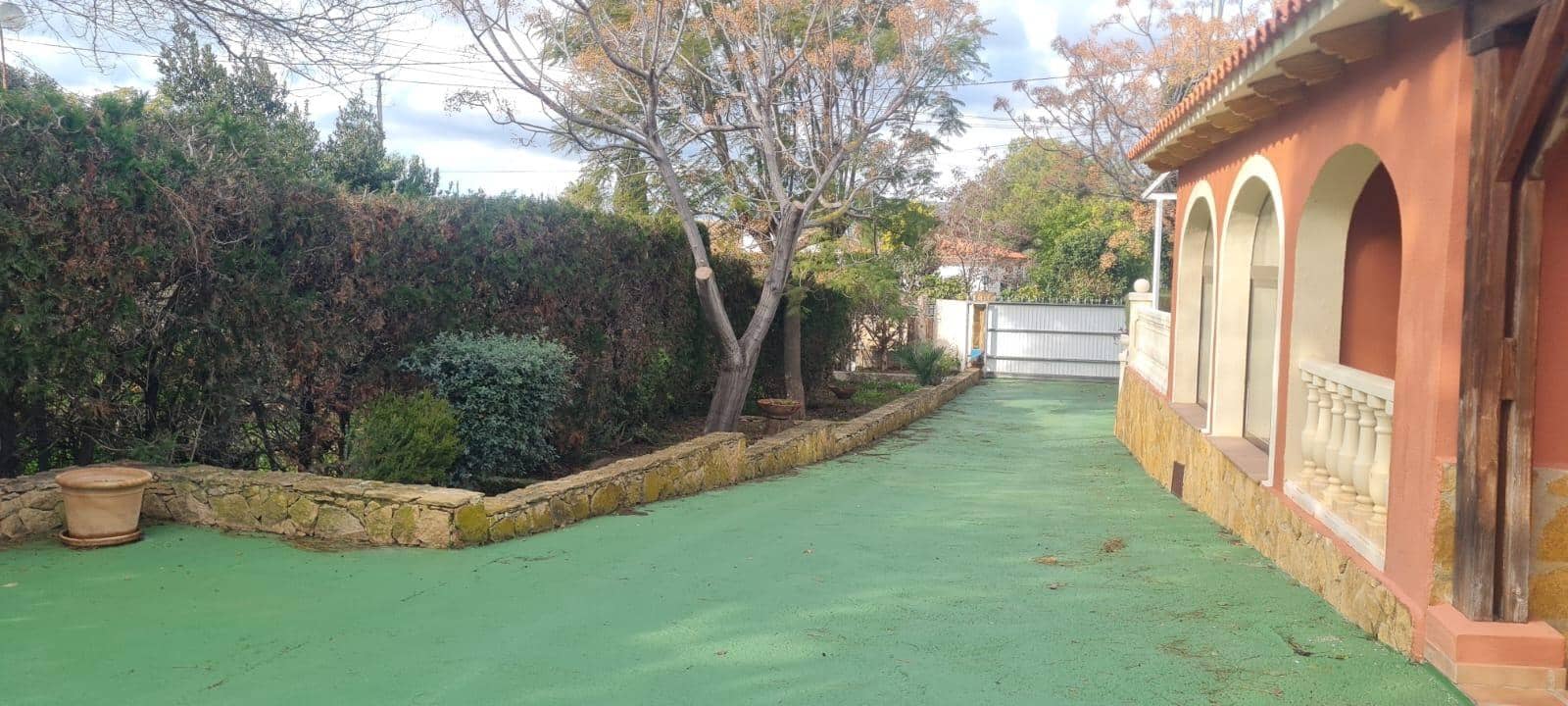 4 soveværelse Villa til leje i Benidorm med swimmingpool - € 2.700 (Ref: 9788427)