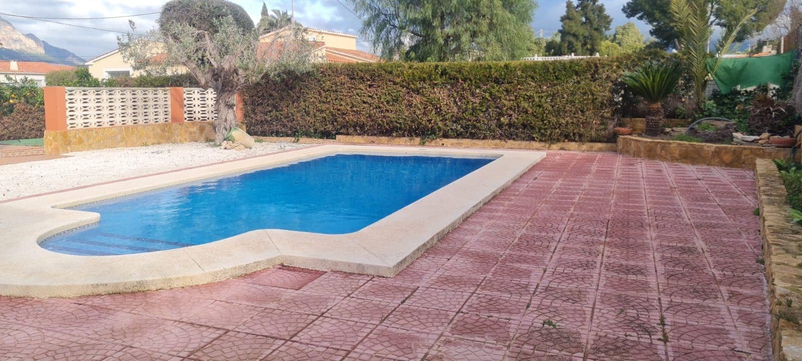 4 soveværelse Villa til leje i Benidorm med swimmingpool - € 2.700 (Ref: 9788427)