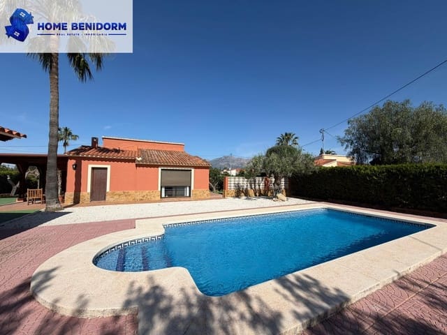 4 slaapkamer Villa te huur in Benidorm met zwembad - € 2.700 (Ref: 9788427)