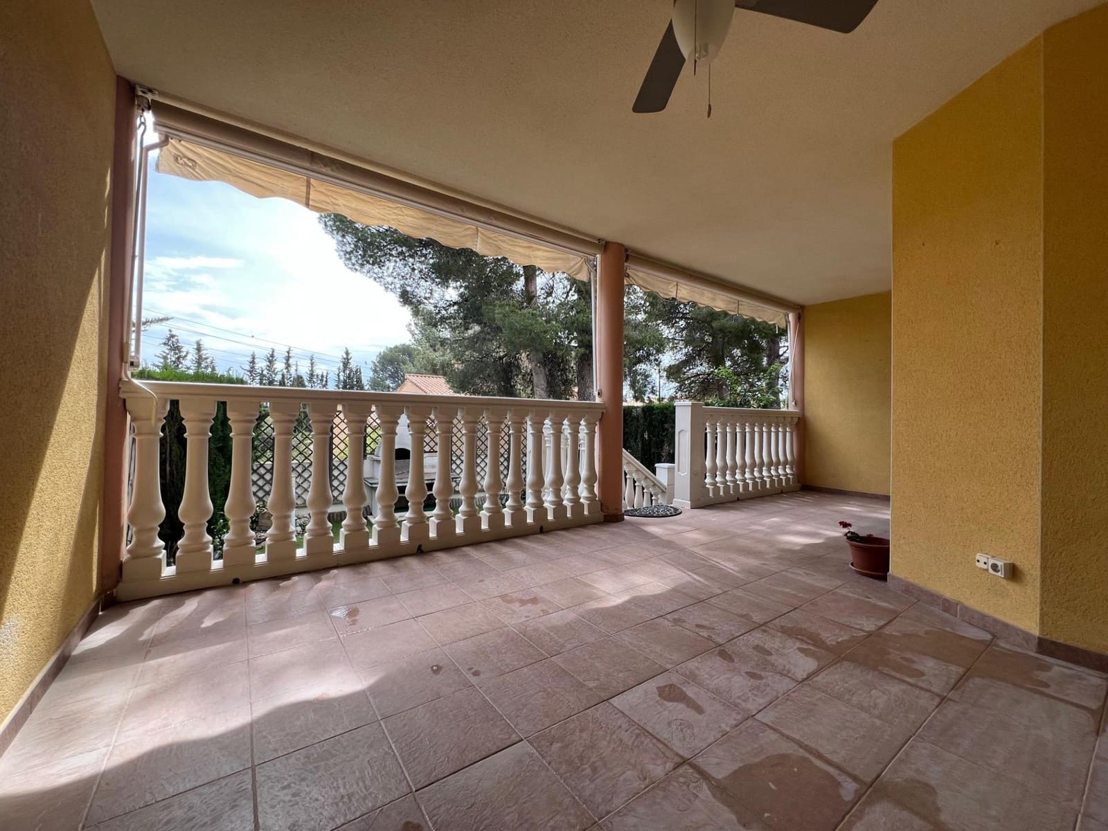 3 chambre Villa/Maison Mitoyenne à vendre à Alfaz del Pi / L'Alfas del Pi avec piscine garage - 361 000 € (Ref: 9815871)