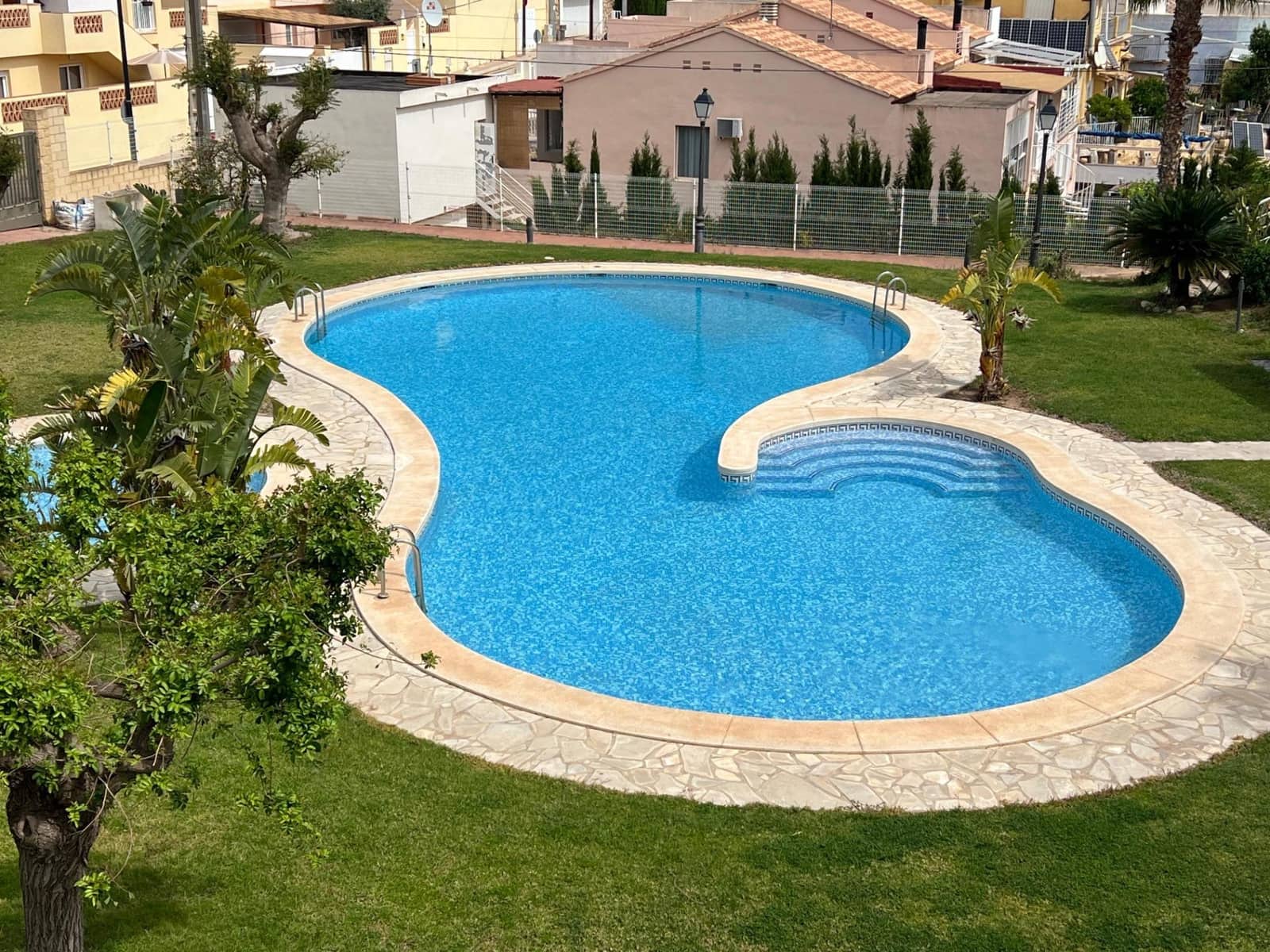 3 chambre Villa/Maison Mitoyenne à vendre à Alfaz del Pi / L'Alfas del Pi avec piscine garage - 361 000 € (Ref: 9815871)
