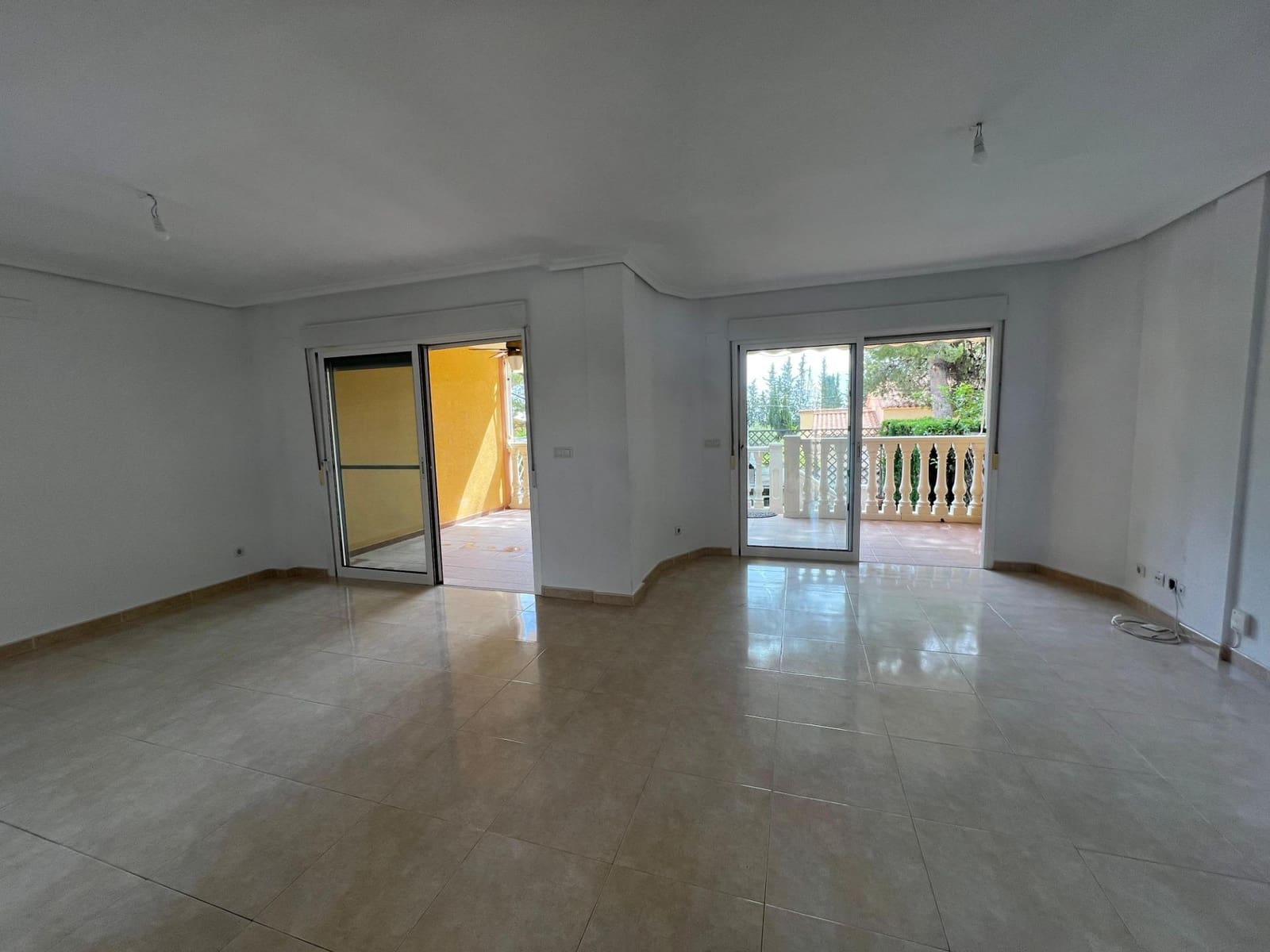 3 bedroom Terraced Villa for sale in Alfaz del Pi / L'Alfas del Pi with pool garage - € 361,000 (Ref: 9815871)