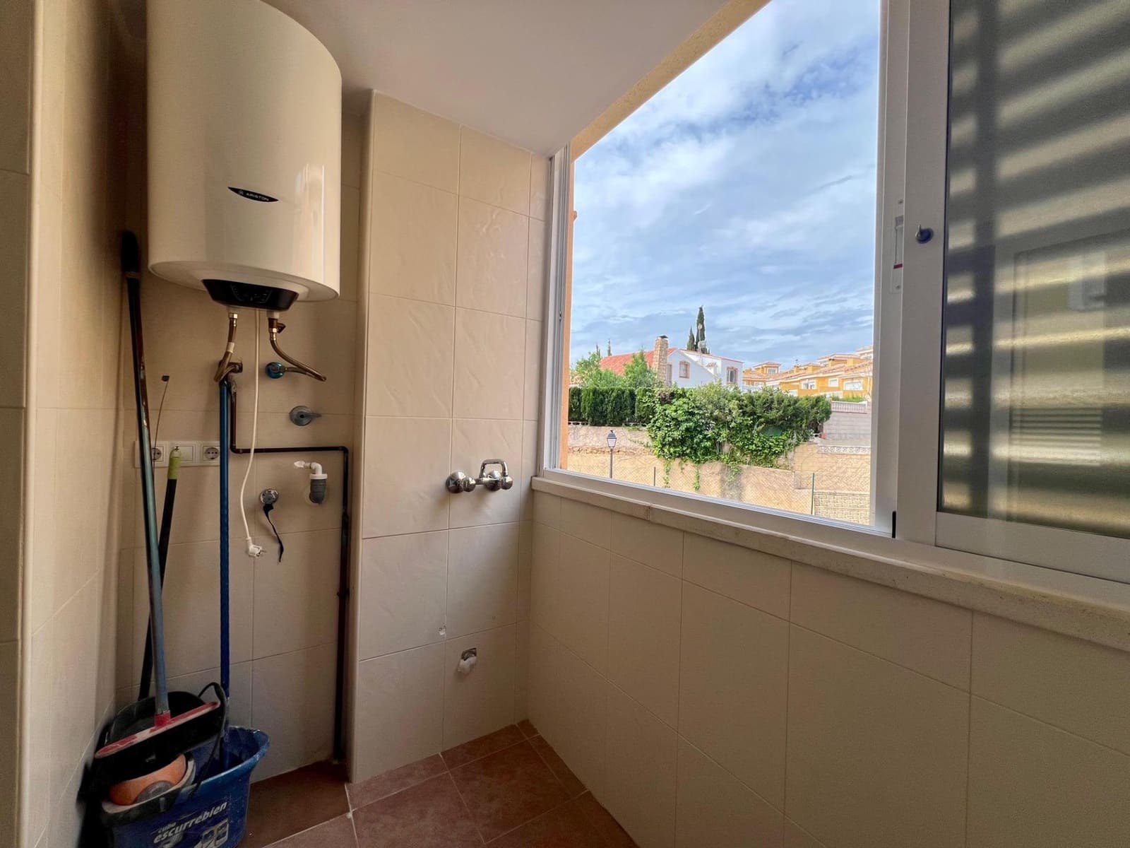 3 bedroom Terraced Villa for sale in Alfaz del Pi / L'Alfas del Pi with pool garage - € 361,000 (Ref: 9815871)
