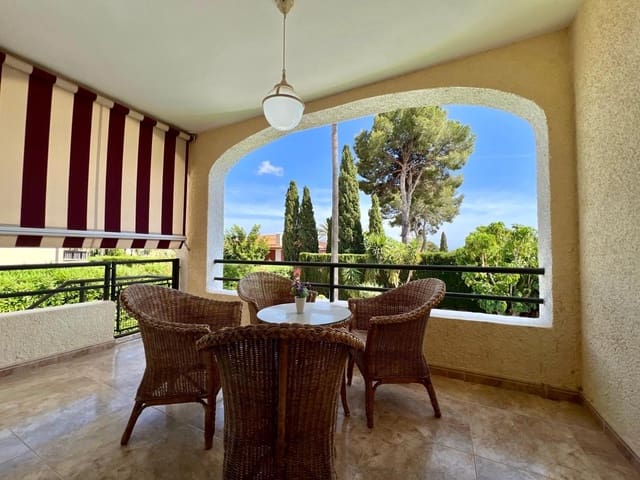 5 Zimmer Villa zu verkaufen in Benidorm mit Pool Garage - 895.000 € (Ref: 9818261)