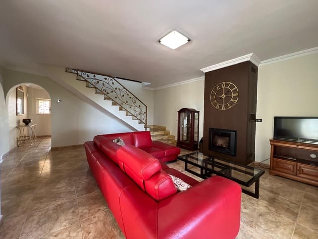 5 Zimmer Villa zu verkaufen in Benidorm mit Pool Garage - 895.000 € (Ref: 9818261)