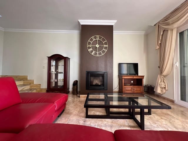 5 Zimmer Villa zu verkaufen in Benidorm mit Pool Garage - 895.000 € (Ref: 9818261)