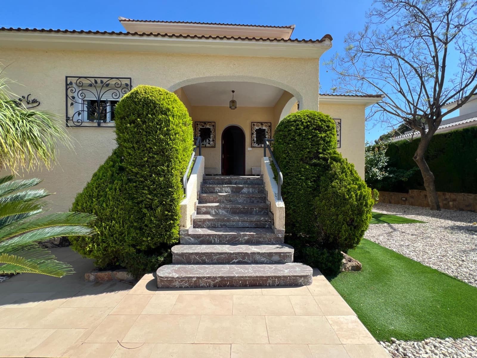 5 soverom Villa til salgs i Benidorm med svømmebasseng garasje - € 895 000 (Ref: 9818261)