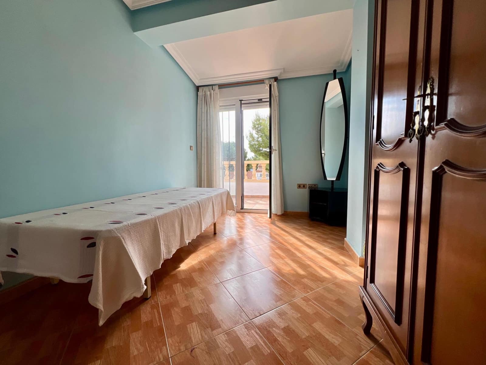 Adosado de 4 habitaciones en La Nucia en venta con piscina - 320.000 € (Ref: 9820542)