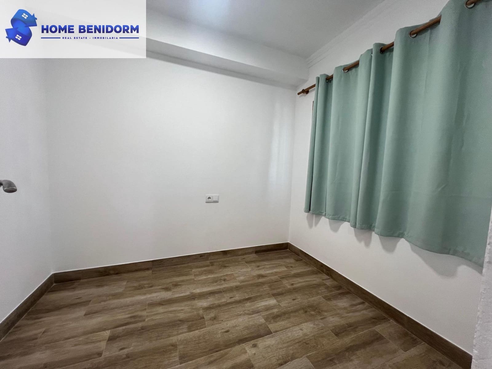 2 bedroom Terraced Villa for rent in La Nucia with pool garage - € 950 (Ref: 9836687)
