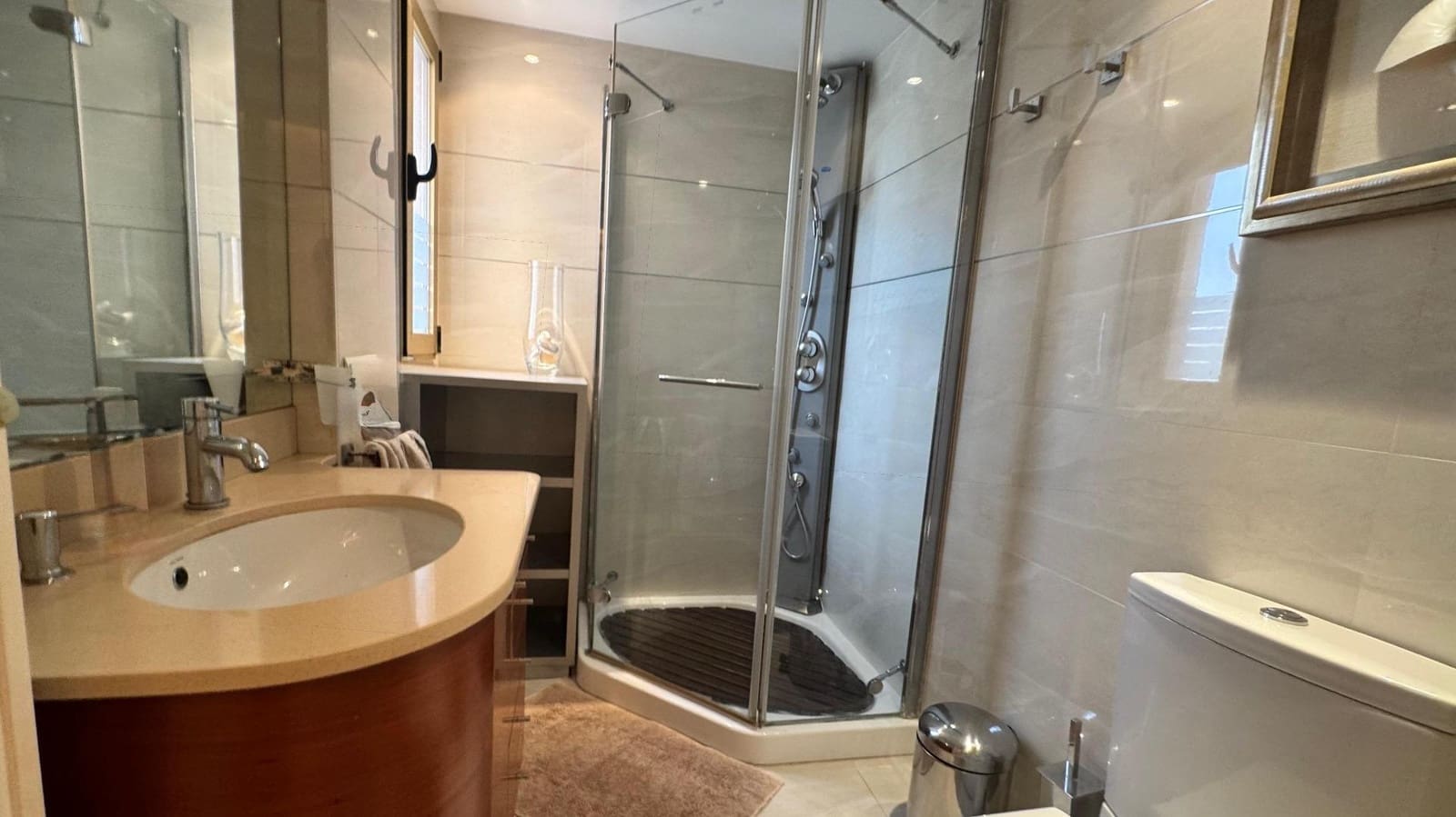 3 Zimmer Wohnung zu verkaufen in Benidorm mit Pool - 889.000 € (Ref: 9836688)