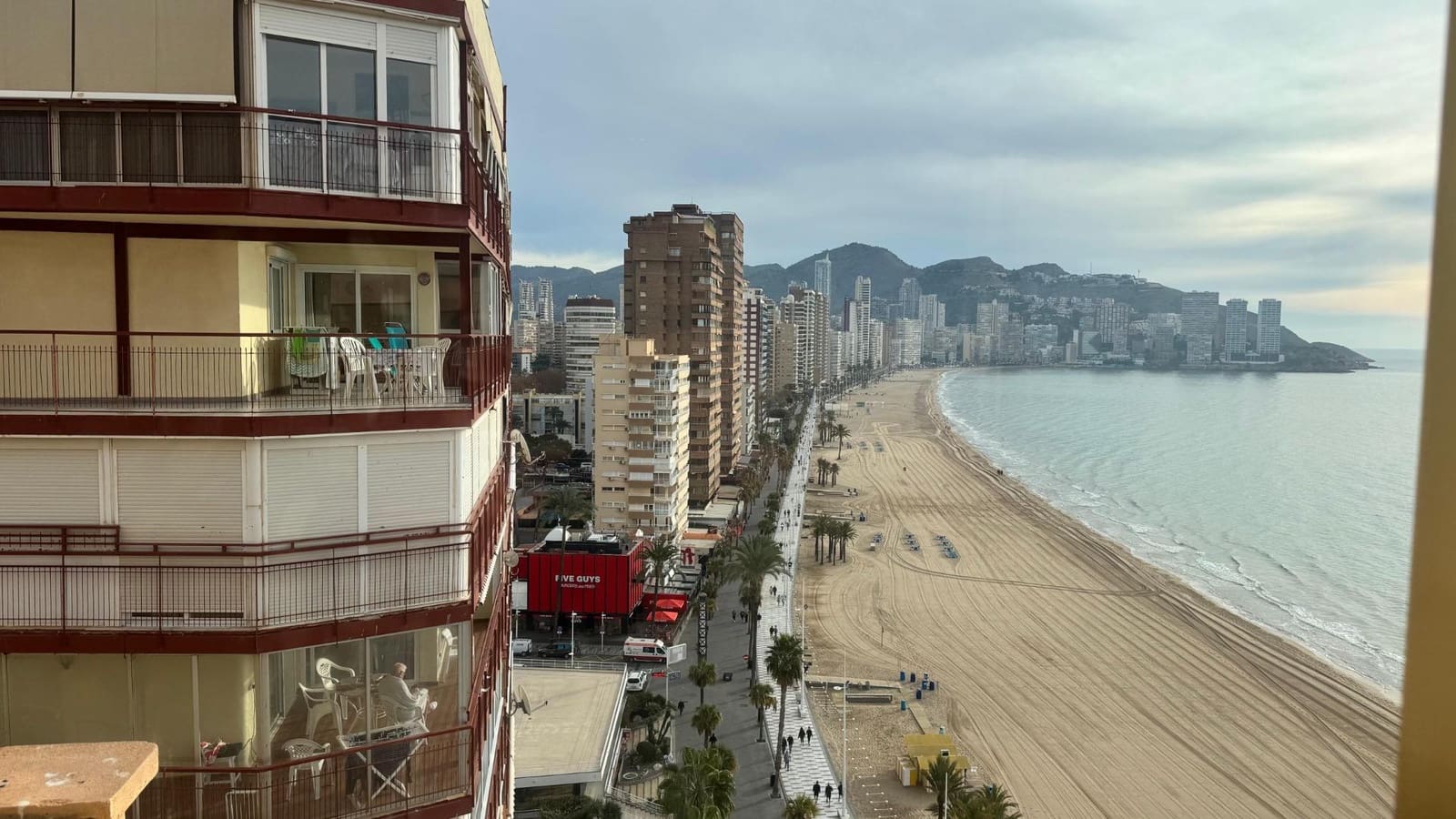 3 Zimmer Wohnung zu verkaufen in Benidorm mit Pool - 889.000 € (Ref: 9836688)