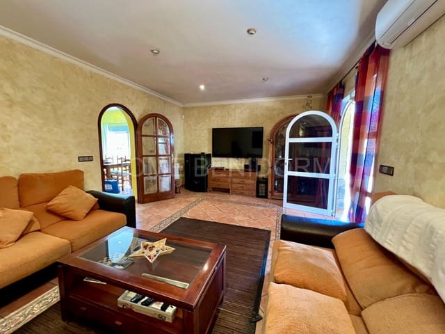 5 soveværelse Villa til salg i Albir, Alfaz del Pi / L'Alfàs del Pi med swimmingpool garage - € 635.000 (Ref: 9846260)