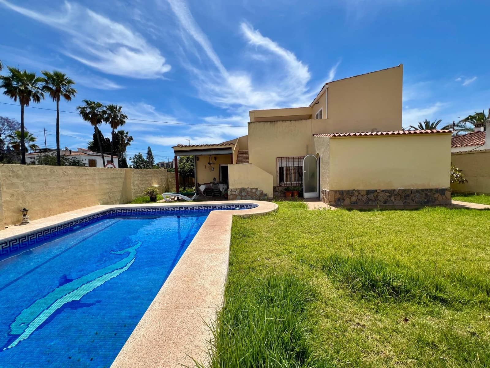 5 soverom Villa til salgs i Albir med svømmebasseng garasje - € 635 000 (Ref: 9846260)