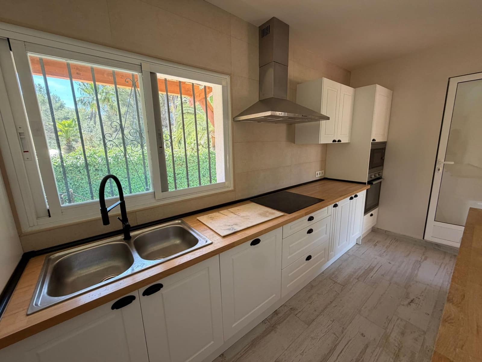 4 soveværelse Villa til leje i Albir med swimmingpool garage - € 3.500 (Ref: 9851794)