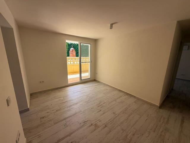 4 soveværelse Villa til leje i Albir, Alfaz del Pi / L'Alfàs del Pi med swimmingpool garage - € 3.500 (Ref: 9851794)