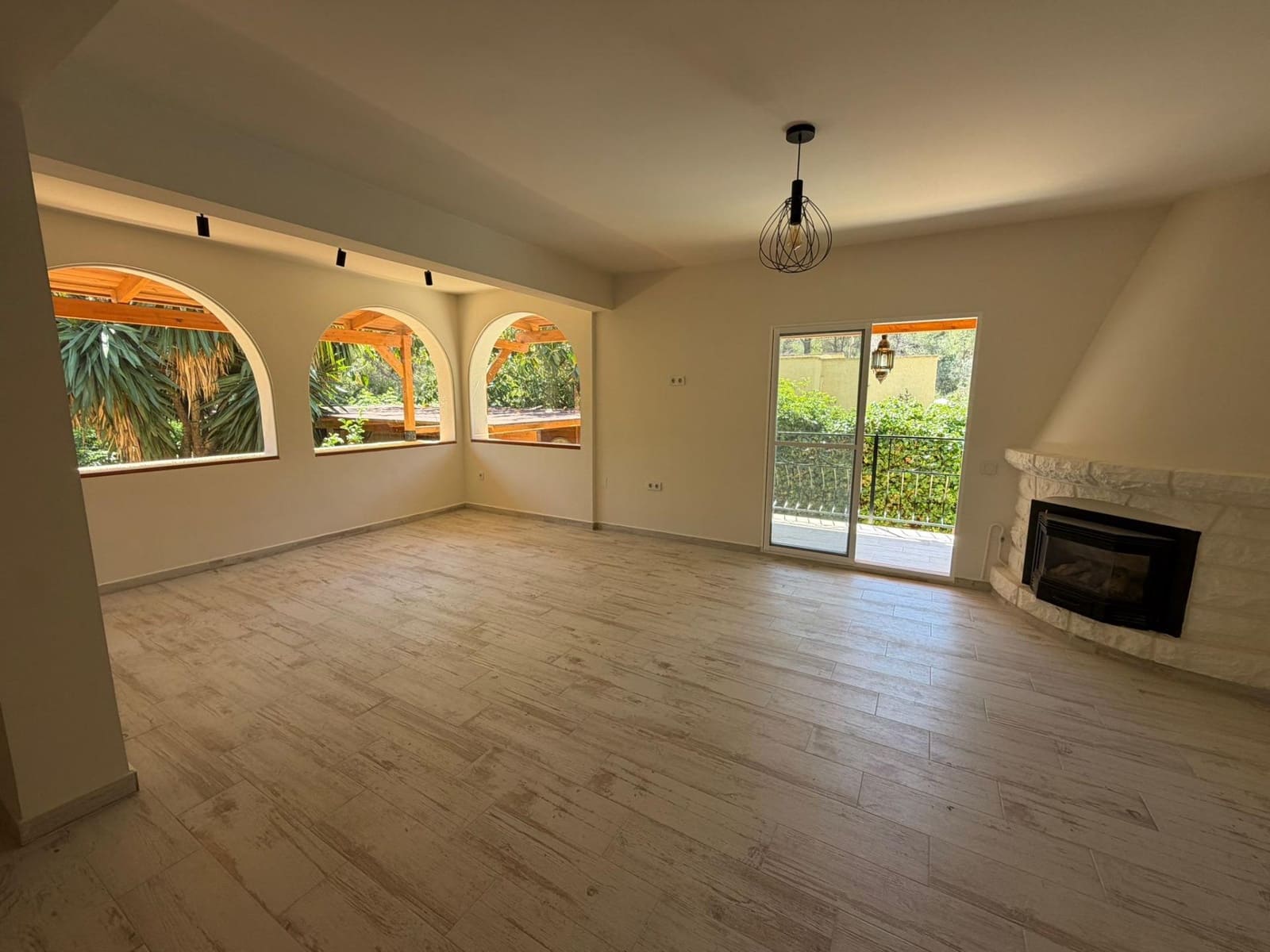 4 soveværelse Villa til leje i Albir med swimmingpool garage - € 3.500 (Ref: 9851794)