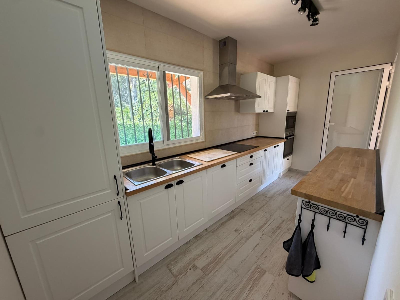 4 soveværelse Villa til leje i Albir med swimmingpool garage - € 3.500 (Ref: 9851794)