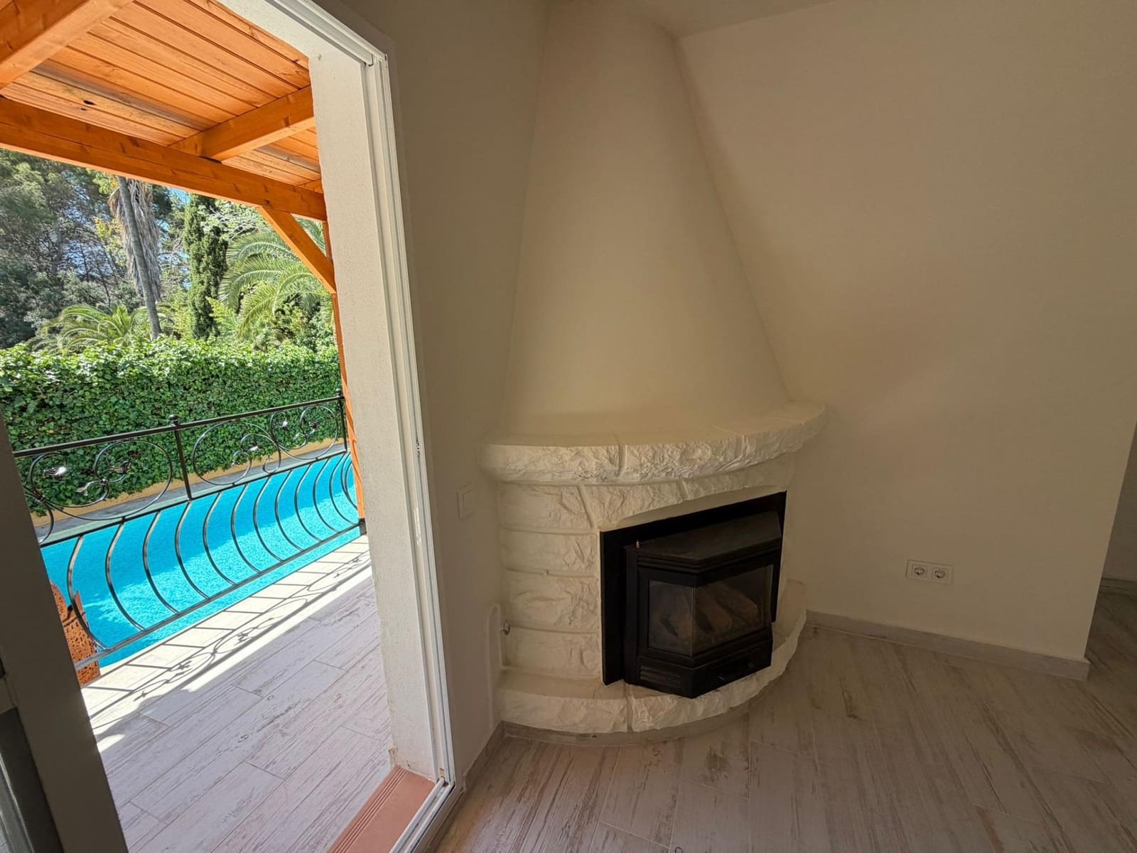 4 soveværelse Villa til leje i Albir med swimmingpool garage - € 3.500 (Ref: 9851794)