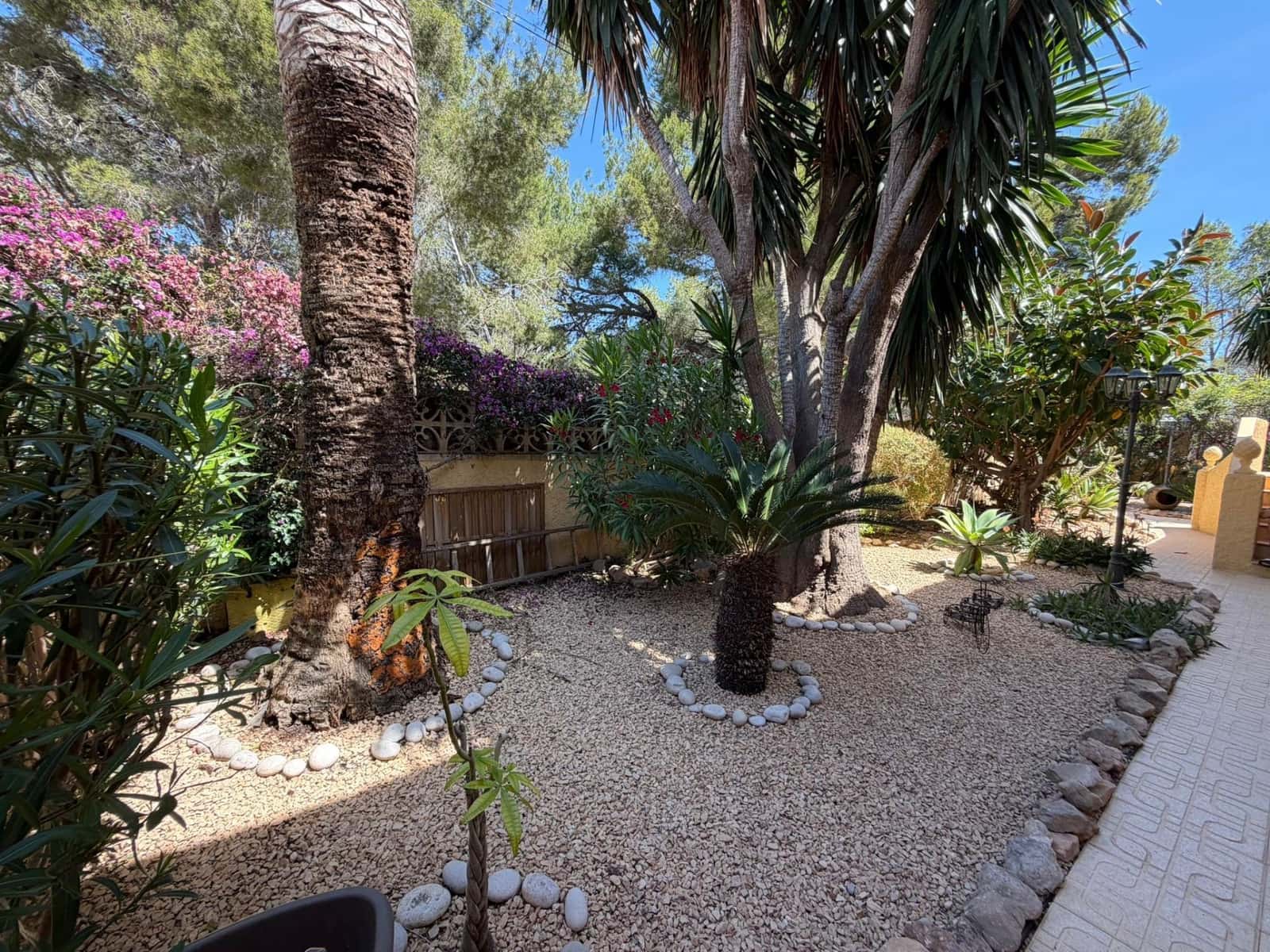 4 soveværelse Villa til leje i Albir med swimmingpool garage - € 3.500 (Ref: 9851794)
