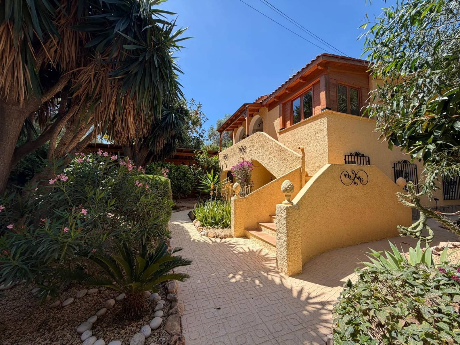 4 soveværelse Villa til leje i Albir med swimmingpool garage - € 3.500 (Ref: 9851794)