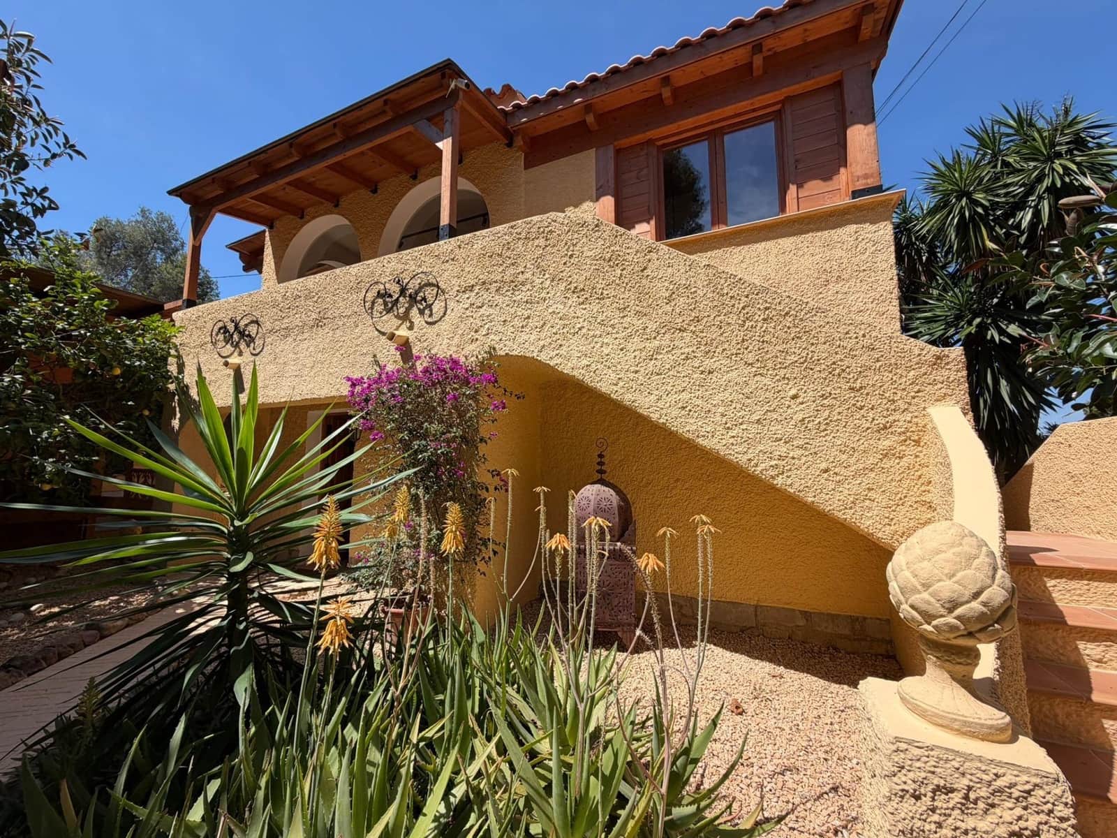 4 soveværelse Villa til leje i Albir med swimmingpool garage - € 3.500 (Ref: 9851794)