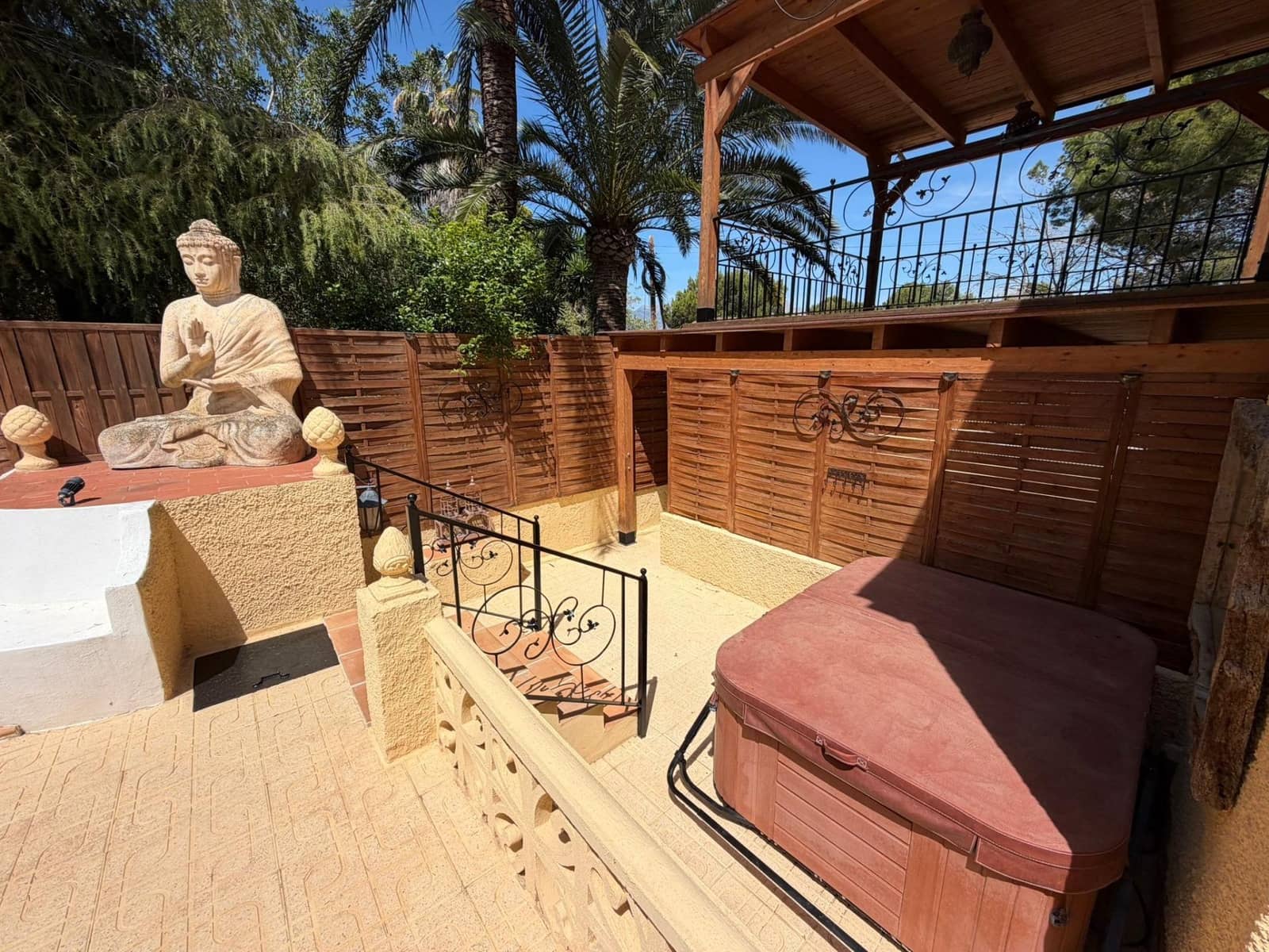 4 soveværelse Villa til leje i Albir med swimmingpool garage - € 3.500 (Ref: 9851794)