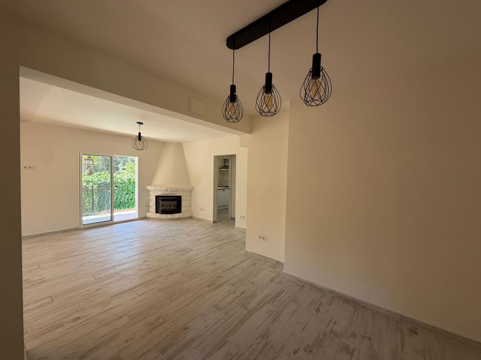 4 bedroom Villa for rent in Albir with pool garage - € 3,500 (Ref: 9851794)
