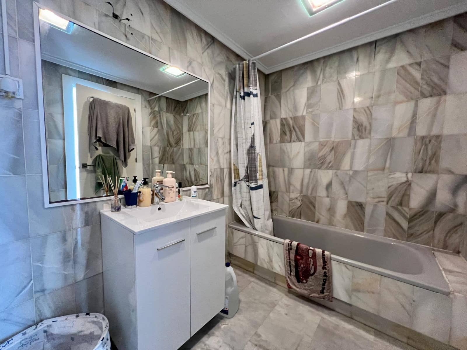 1 sypialnia Apartament na sprzedaż w Benidorm z basenem - 170 000 € (Ref: 9945743)