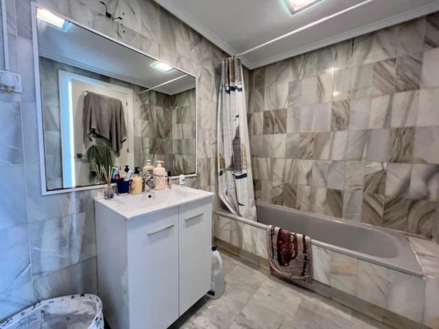 1 camera da letto Appartamento in vendita in Benidorm con piscina - 170.000 € (Rif: 9945743)