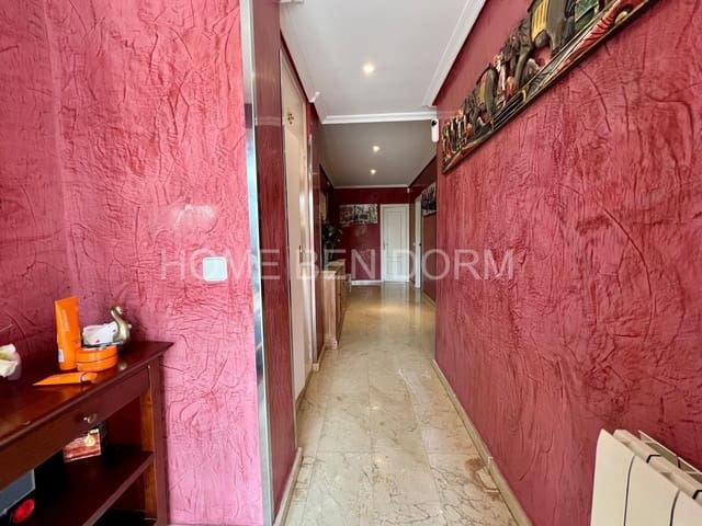 4 Zimmer Villa zu verkaufen in Benidorm mit Pool Garage - 625.000 € (Ref: 9977354)