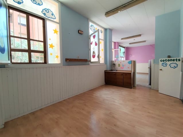 Kommersiell till salu i Tortosa - 260 000 € (Ref: 9263189)