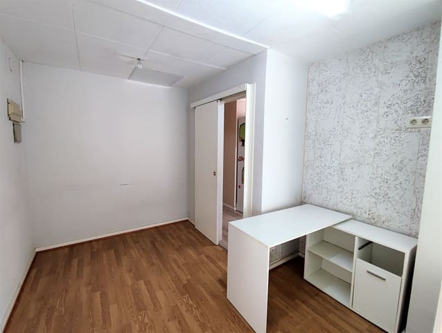 Kommersiell till salu i Tortosa - 260 000 € (Ref: 9263189)