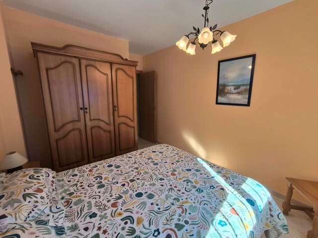 2 soveværelse Lejlighed til leje i Les Cases d'Alcanar, Alcanar med swimmingpool - € 600 (Ref: 9382424)