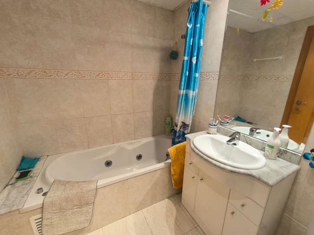 2 soveværelse Lejlighed til leje i Les Cases d'Alcanar, Alcanar med swimmingpool - € 600 (Ref: 9382424)