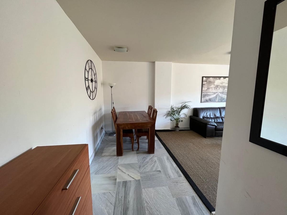 2 soveværelse Lejlighed til salg i Benahavis med swimmingpool garage - € 260.000 (Ref: 9267879)