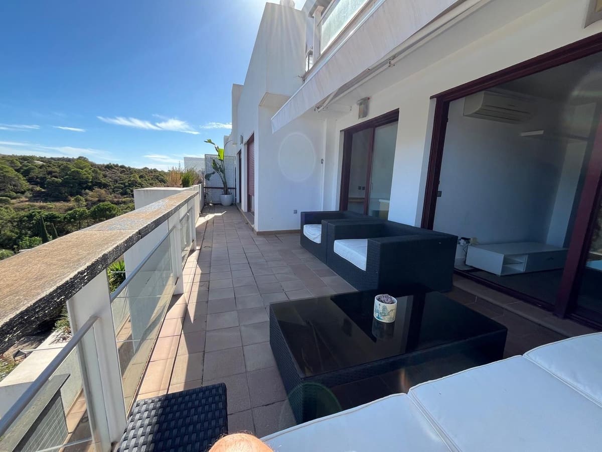 2 soveværelse Lejlighed til salg i Benahavis med swimmingpool garage - € 260.000 (Ref: 9267879)