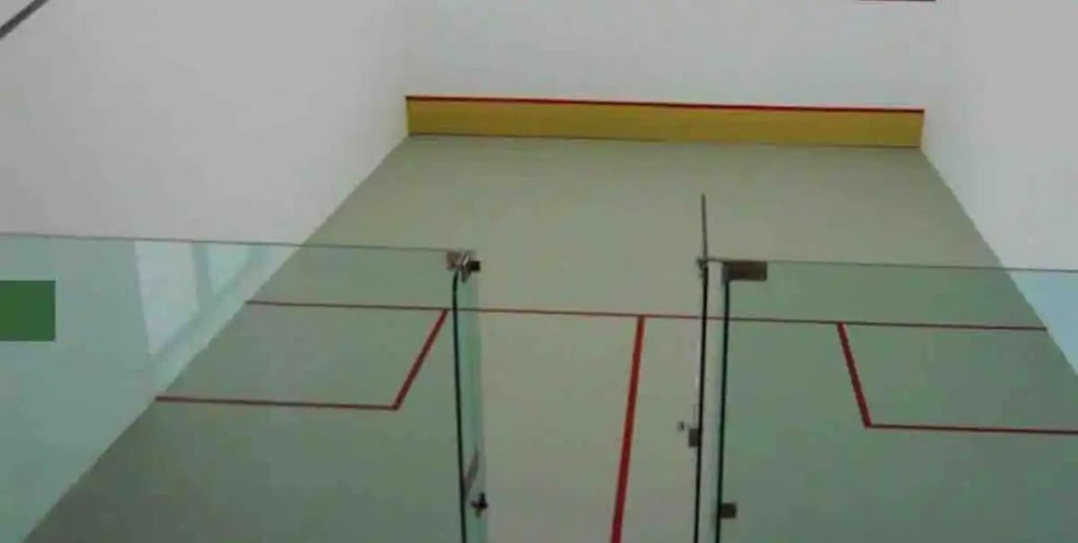 2 sypialnia Willa na sprzedaż w Benahavis z basenem garażem - 420 000 € (Ref: 9267882)