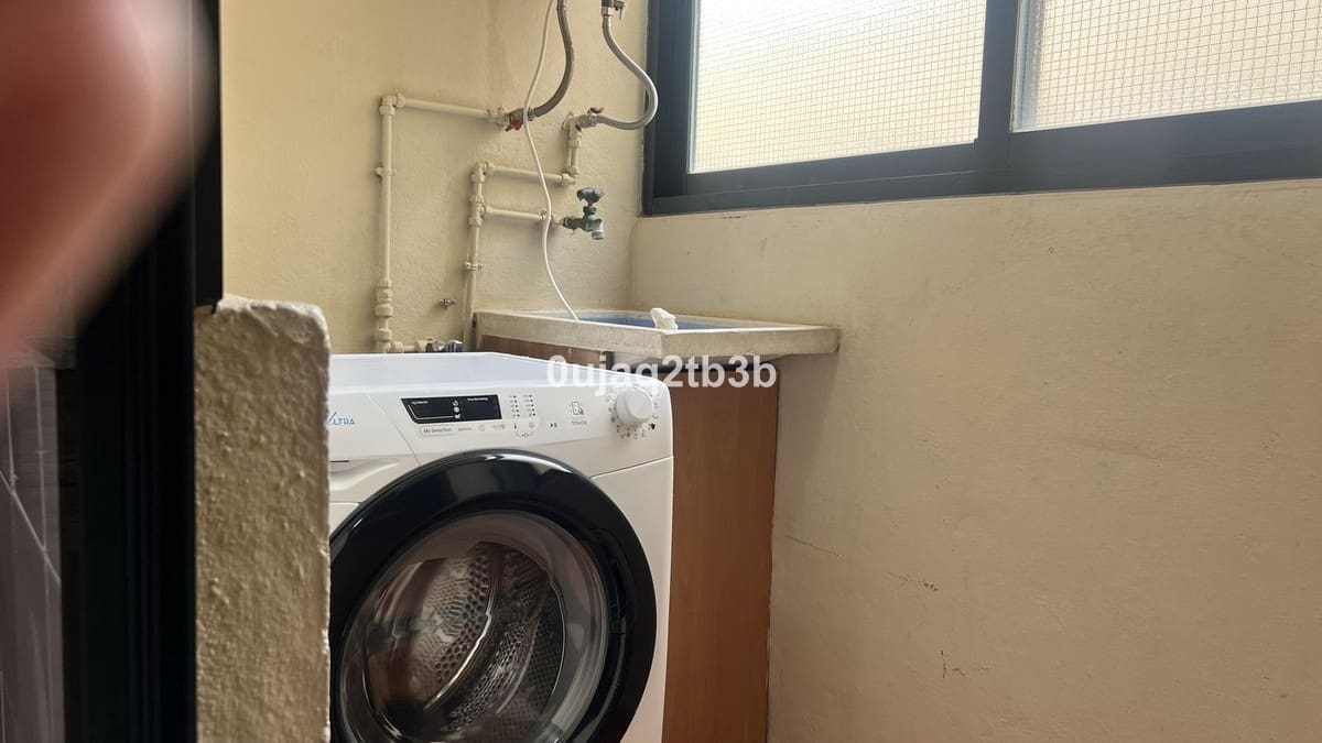 3 slaapkamer Penthouse te koop in Estepona met zwembad - € 477.000 (Ref: 9297801)