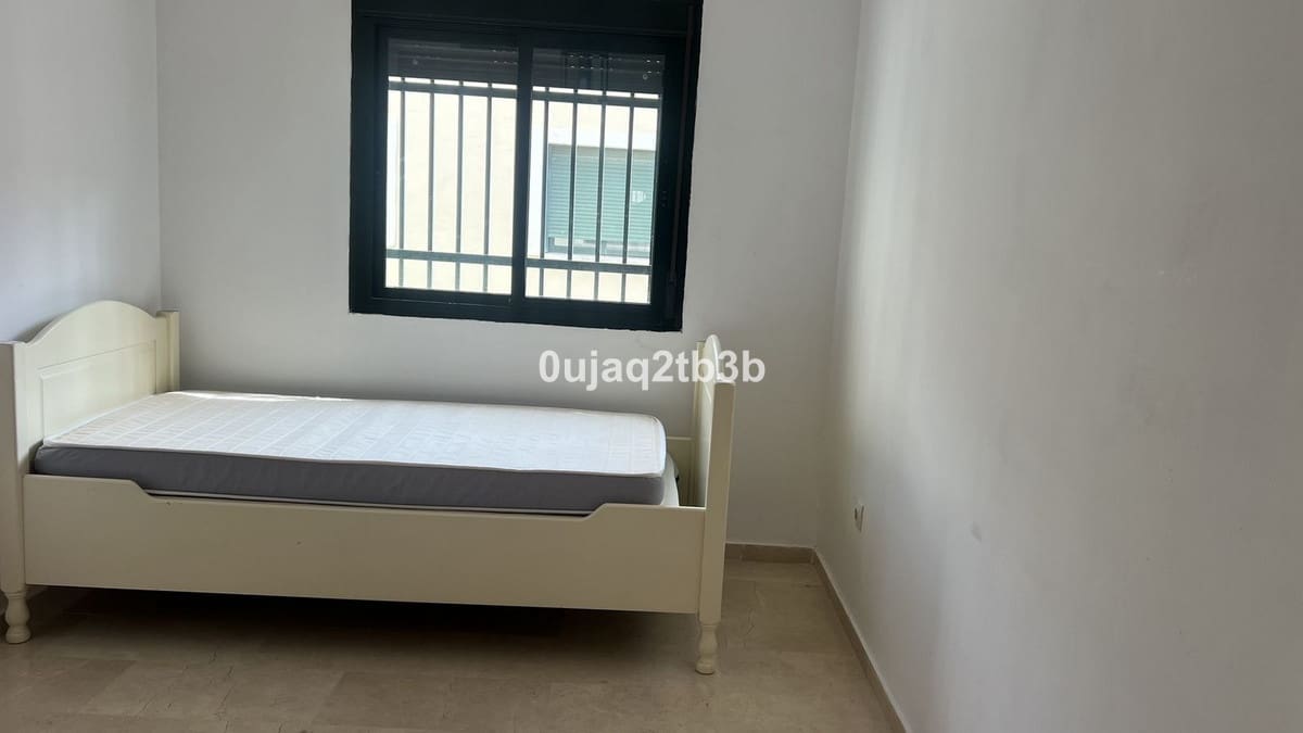 3 slaapkamer Penthouse te koop in Estepona met zwembad - € 477.000 (Ref: 9297801)