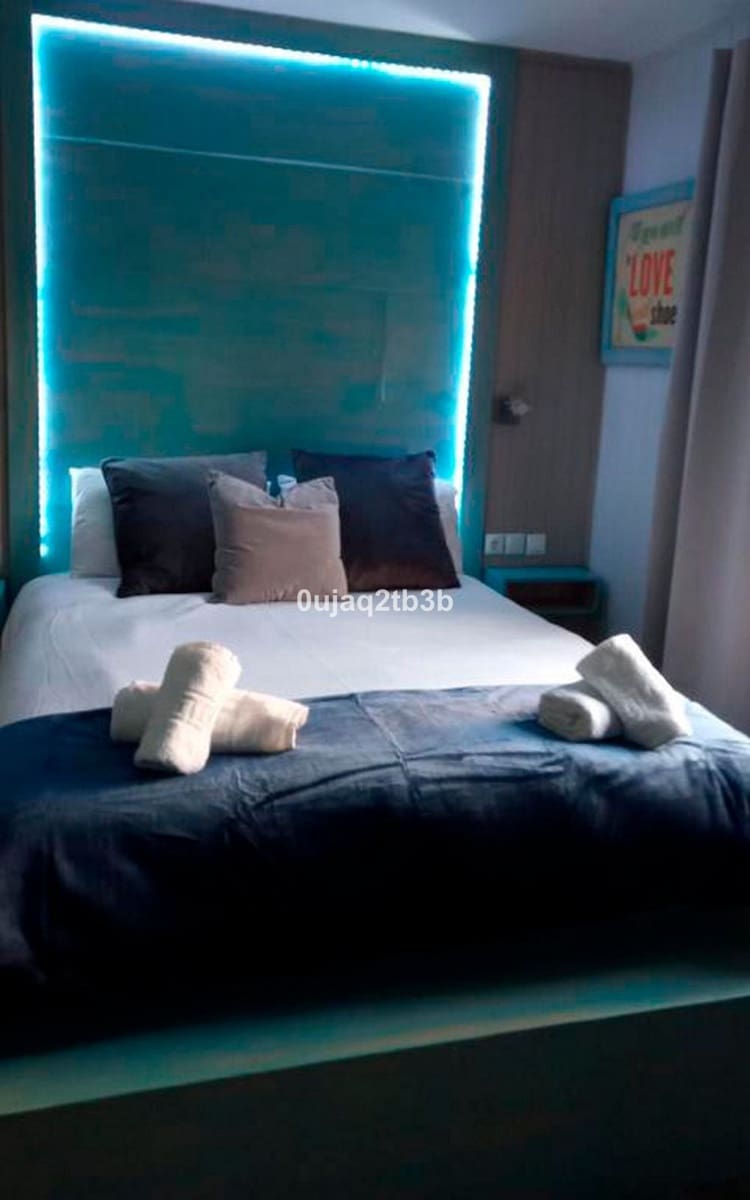 8 soverom Villa til salgs i Marbella med garasje - € 1 845 000 (Ref: 9297811)