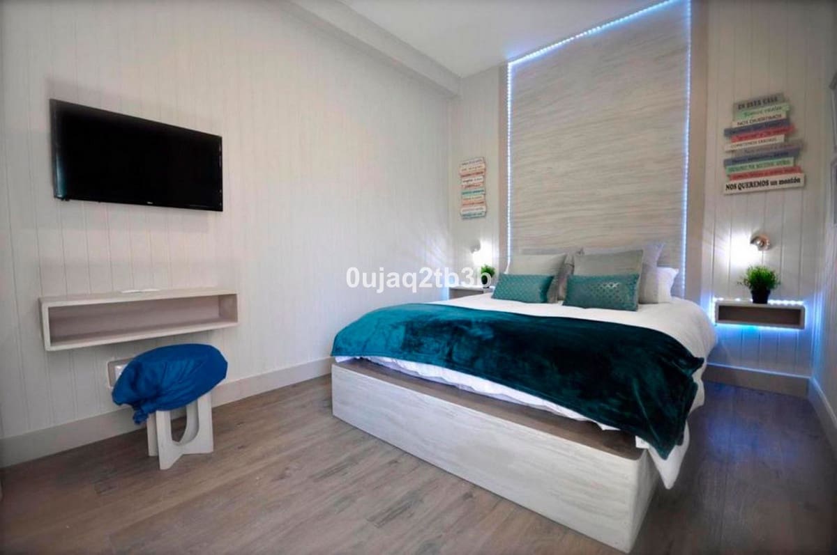 8 soverom Villa til salgs i Marbella med garasje - € 1 845 000 (Ref: 9297811)