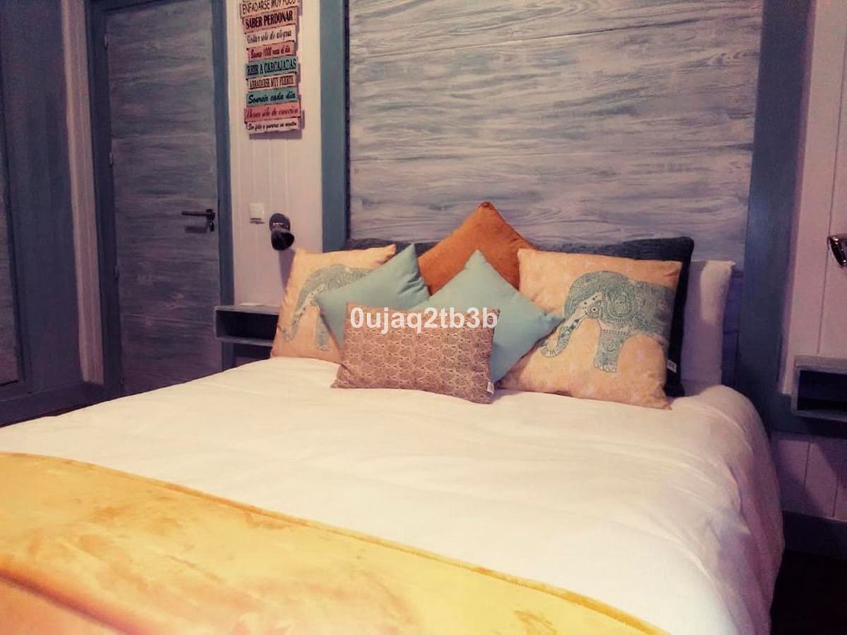 8 soverom Villa til salgs i Marbella med garasje - € 1 845 000 (Ref: 9297811)