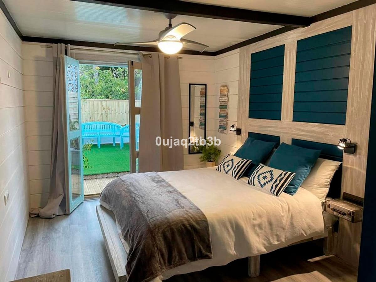 8 soverom Villa til salgs i Marbella med garasje - € 1 845 000 (Ref: 9297811)